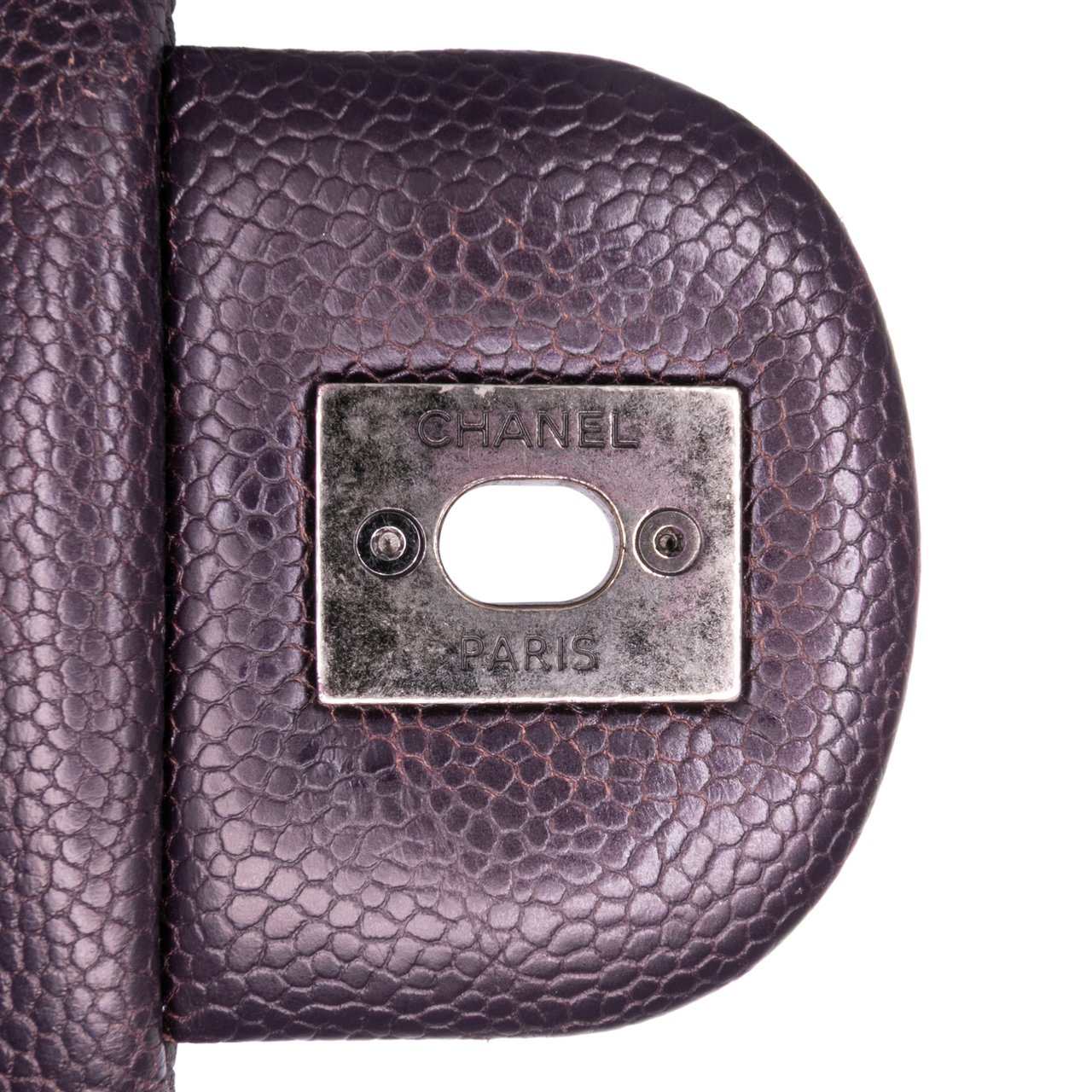 Chanel Jumbo Quilted Iridescent Caviar Easy Flap Paars
