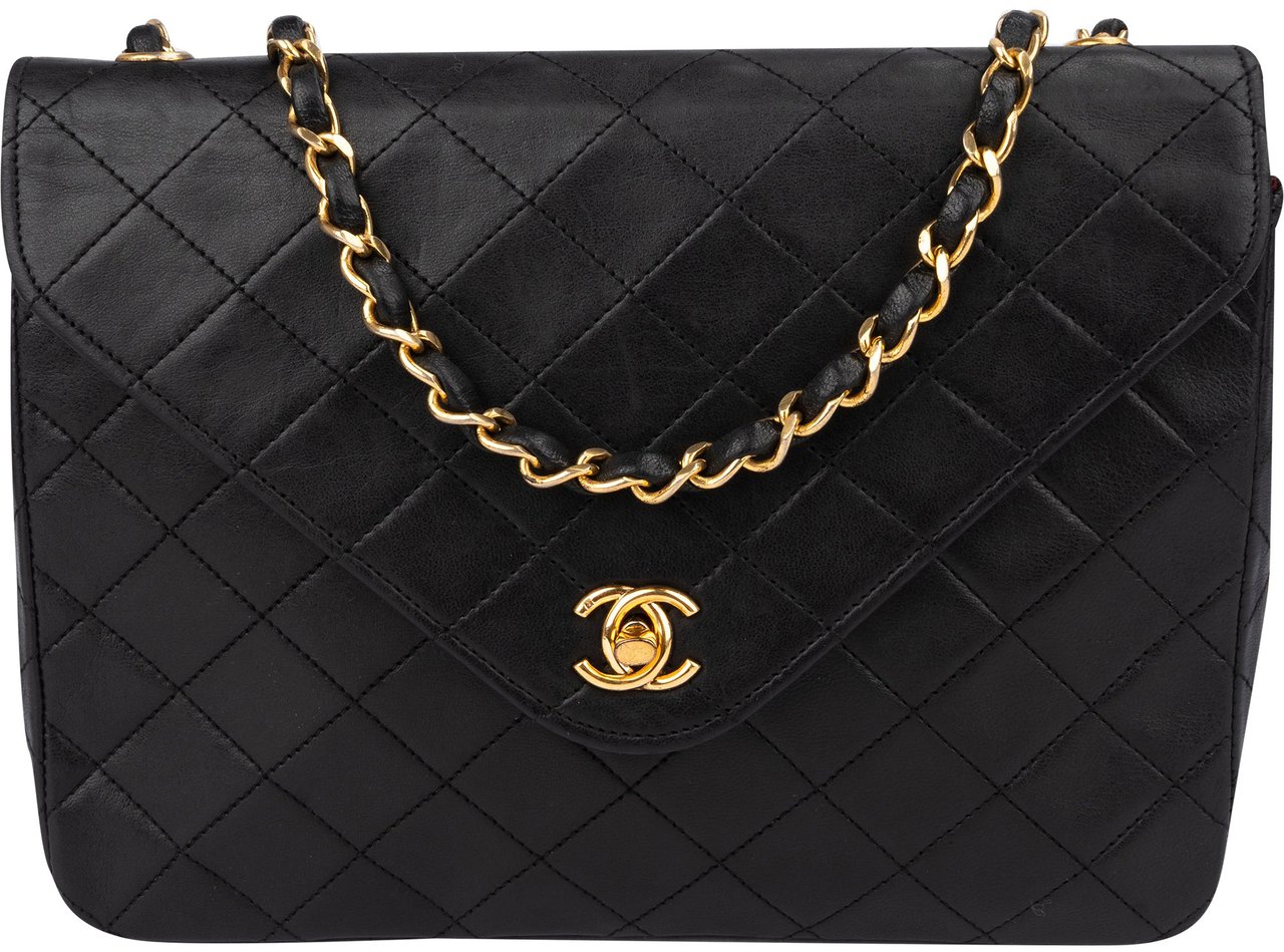 Chanel Chanel Quilted Lambskin 24K Gold Single Flap Shoulder Bag Zwart