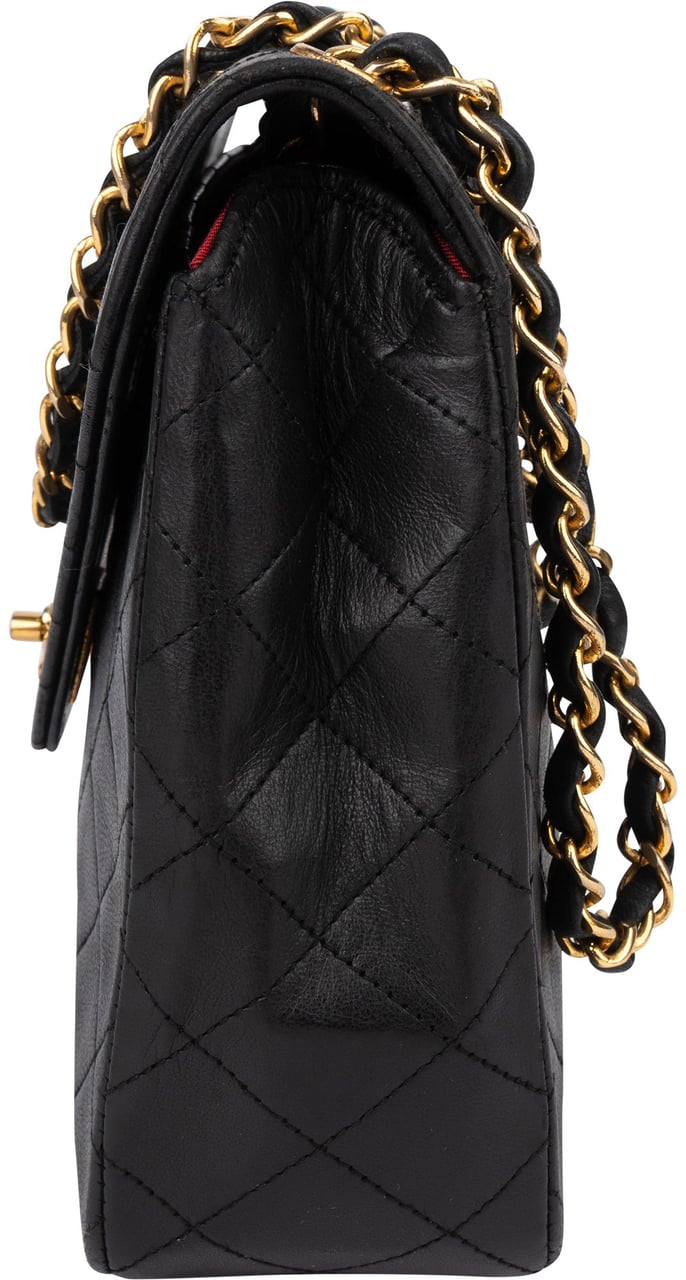 Chanel Chanel Quilted Lambskin 24K Gold Single Flap Shoulder Bag Zwart