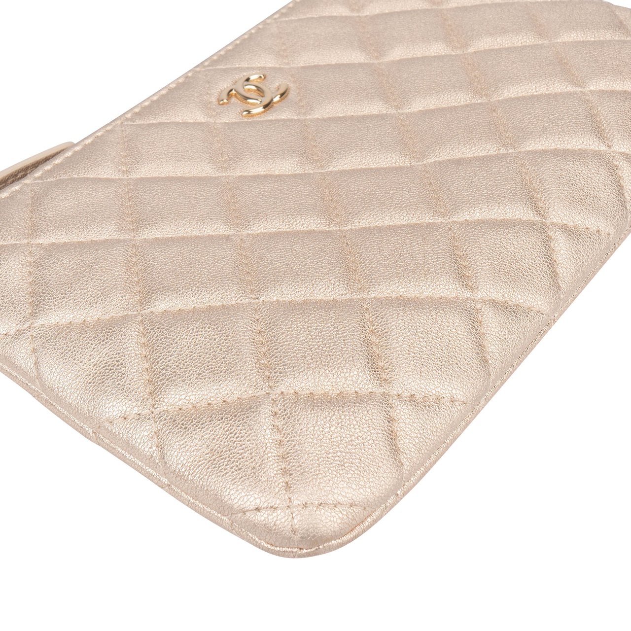 Chanel Chanel Golden Quilted Lambskin Clutch Divers