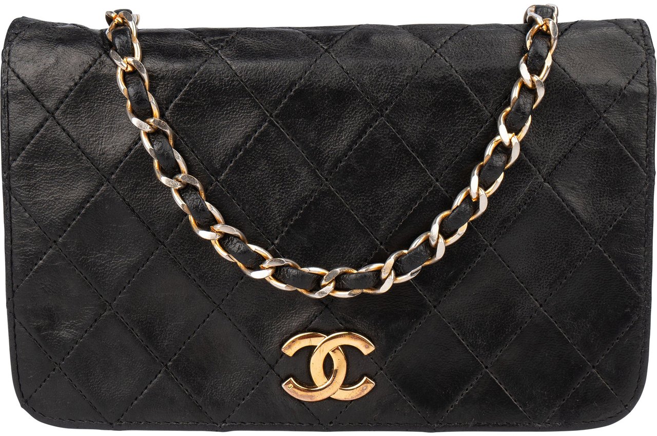 Chanel Chanel Quilted Lambskin 24K Gold Single Flap Crossbody Bag Zwart