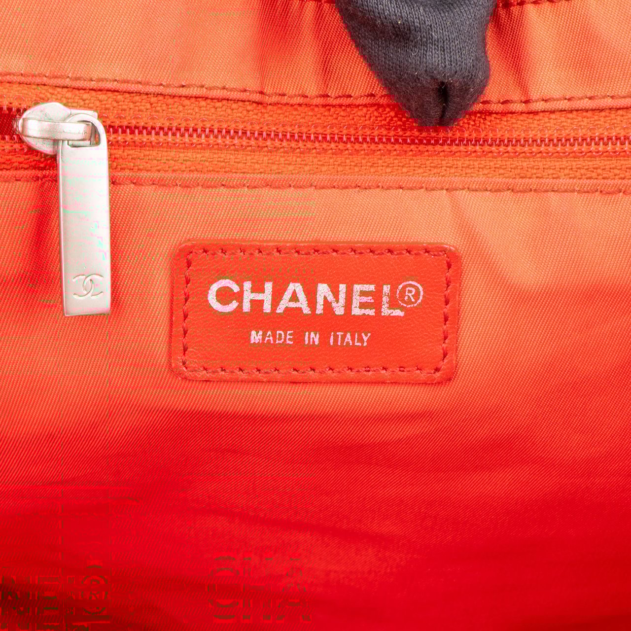 Chanel Chanel Travel Line Monogram Handbag Rood