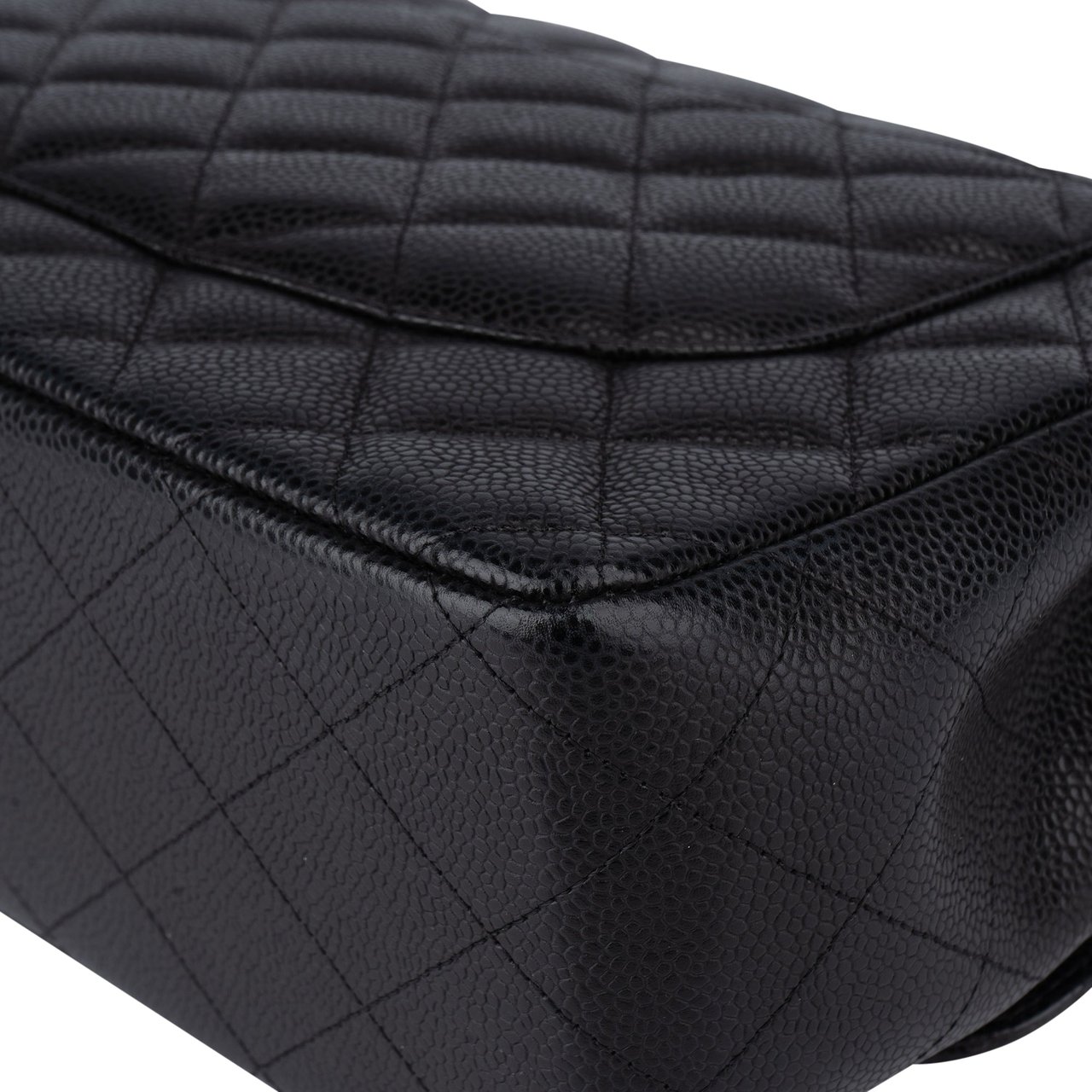 Chanel Chanel Quilted Caviar Leather Jumbo Double Flap Crossbody Bag Zwart