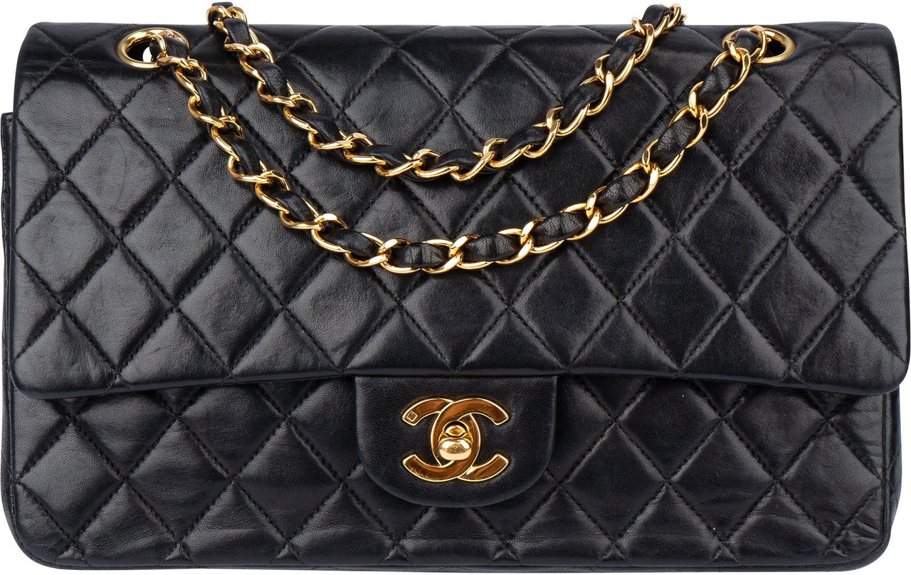 Chanel Chanel Quilted Lambskin 24K Gold Medium Double Flap Crossbody Bag Zwart
