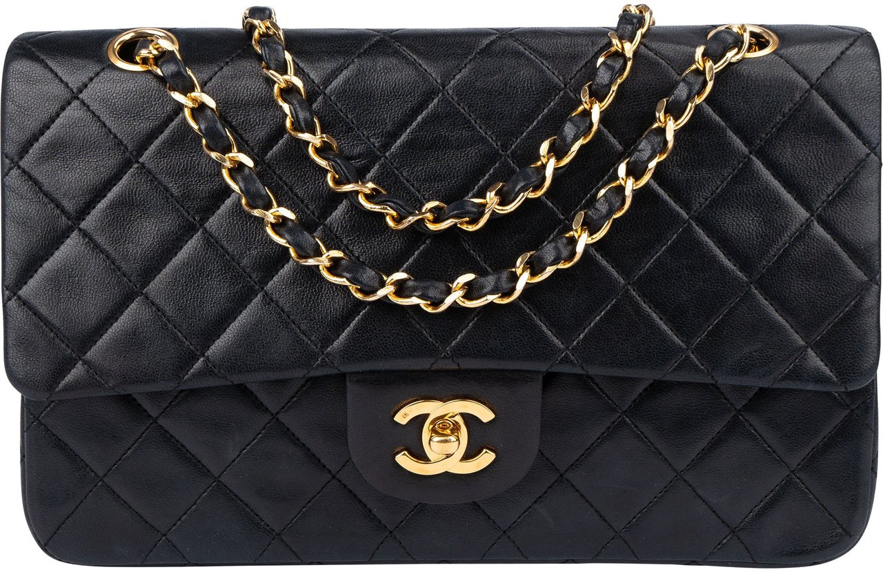 Chanel Chanel Quilted Lambskin 24K Gold Medium Double Flap Crossbody Bag Zwart