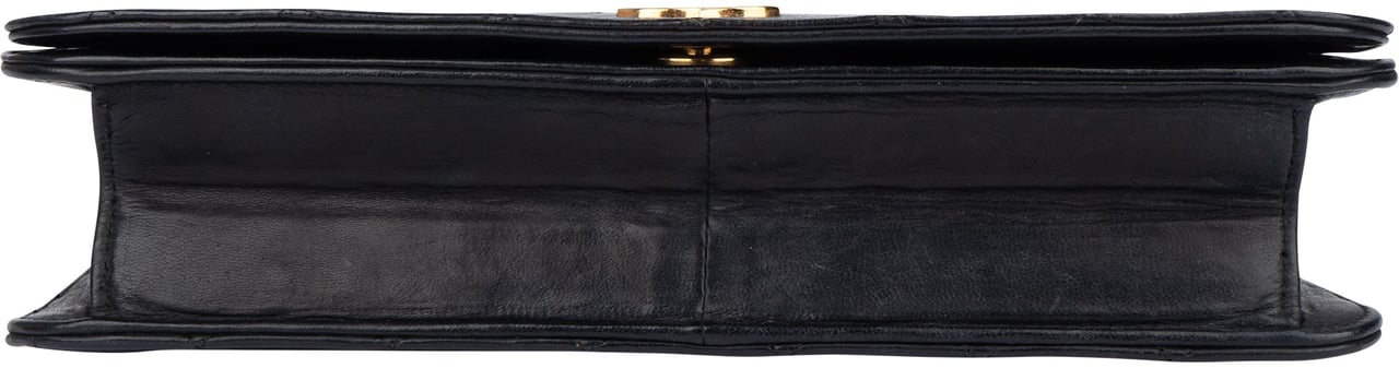 Chanel Chanel Quilted Lambskin 24K Gold Single Flap Shoulder Bag Zwart