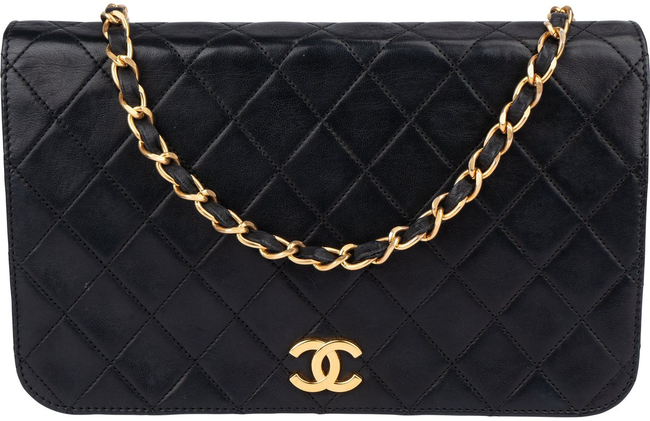 Chanel Chanel Quilted Lambskin 24K Gold Single Flap Shoulder Bag Zwart