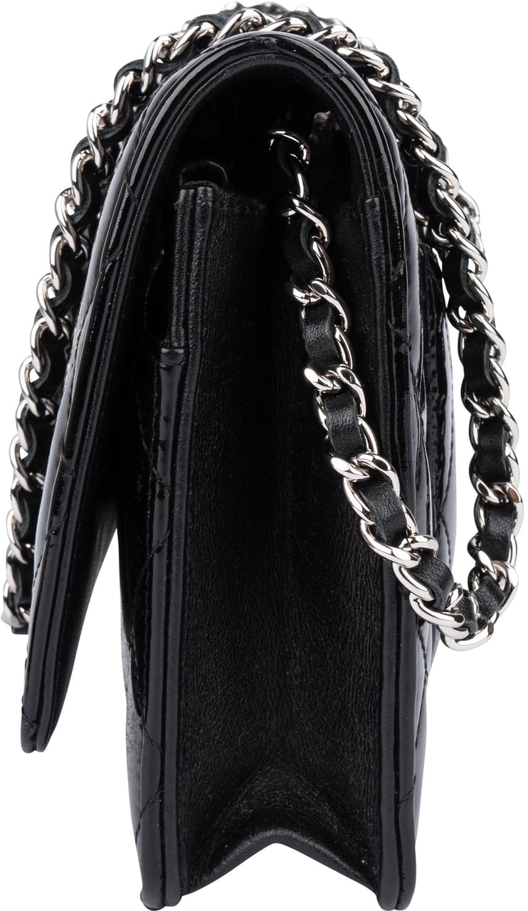Chanel Chanel Quilted Patent Leather Wallet On Chain Crossbody Bag Zwart