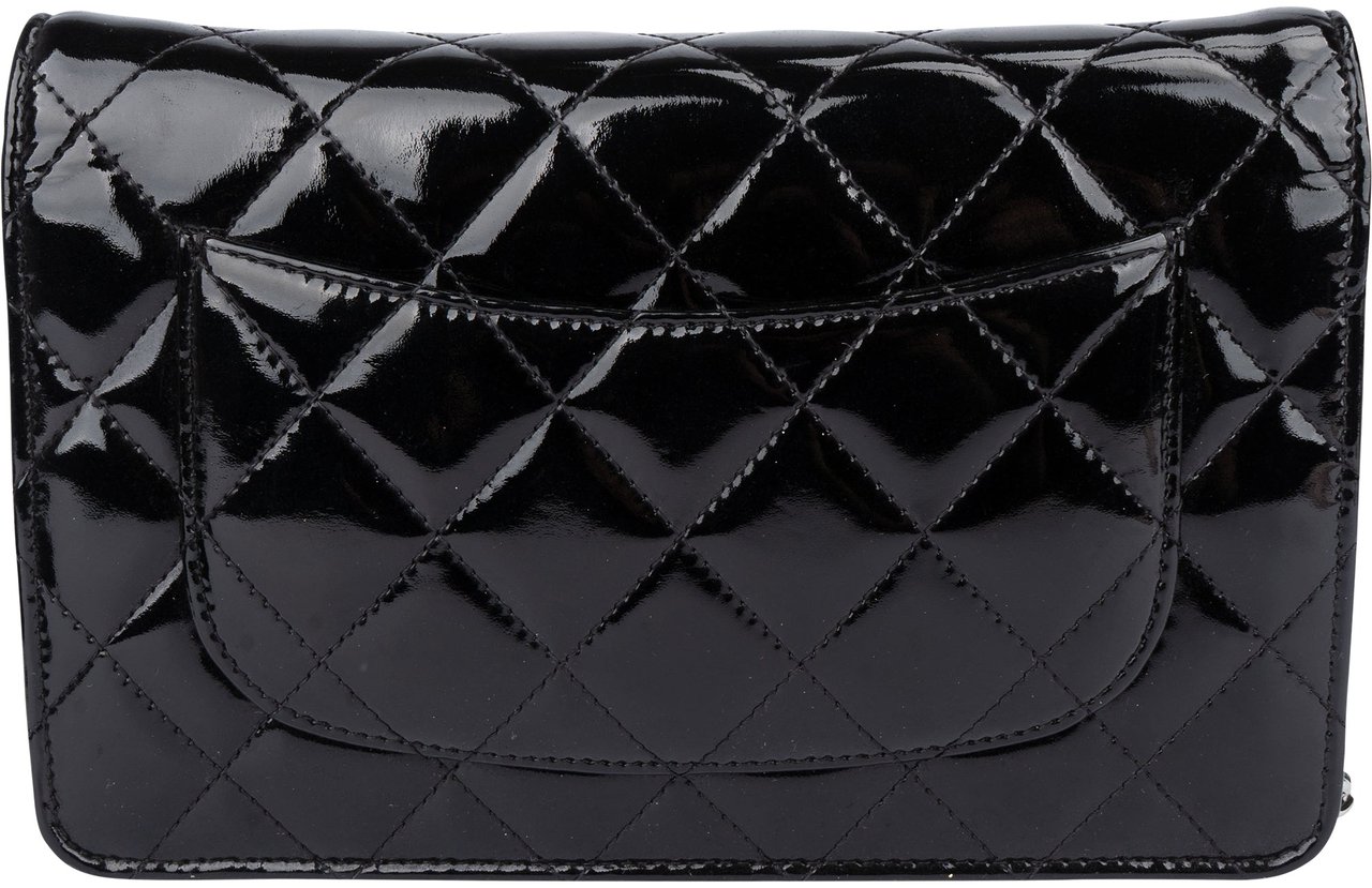 Chanel Chanel Quilted Patent Leather Wallet On Chain Crossbody Bag Zwart