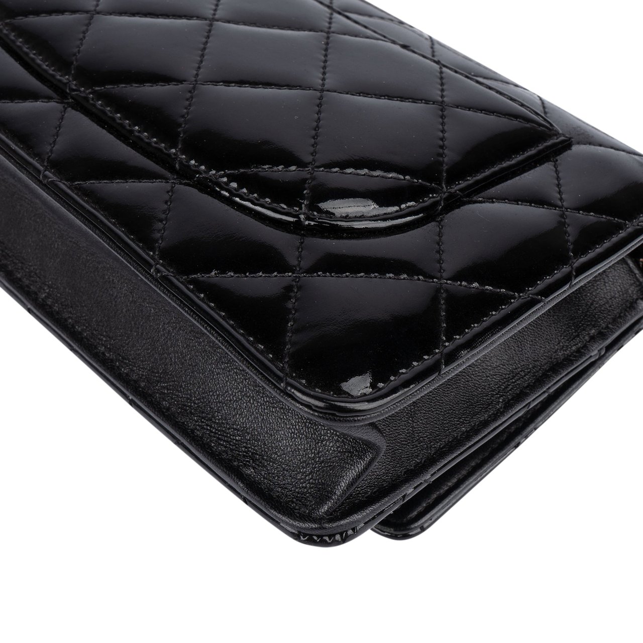Chanel Chanel Quilted Patent Leather Wallet On Chain Crossbody Bag Zwart