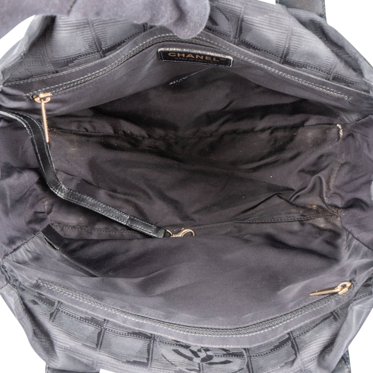 Chanel Chanel Travel Line Monogram Handbag Zwart