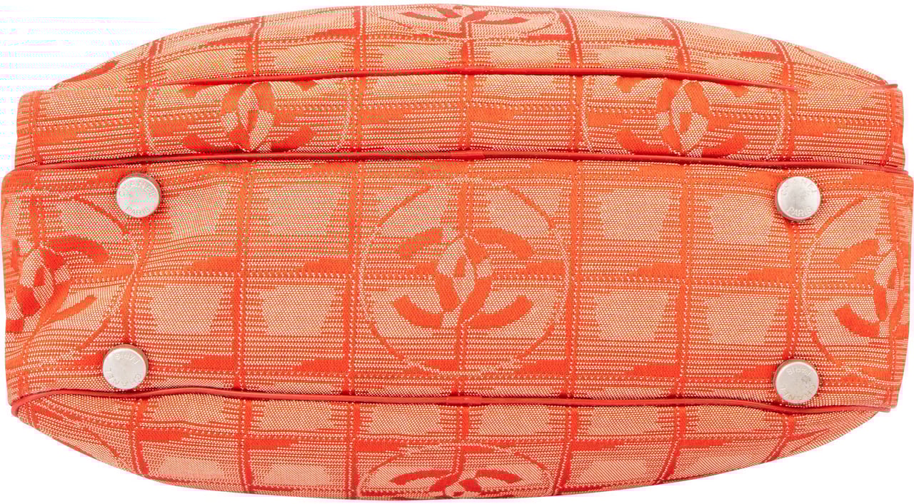 Chanel Chanel Travel Line Monogram Handbag Rood