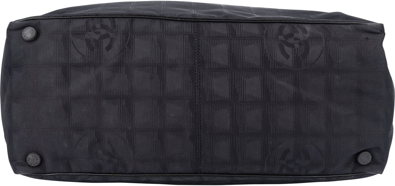 Chanel Chanel Travel Line Monogram Handbag Zwart