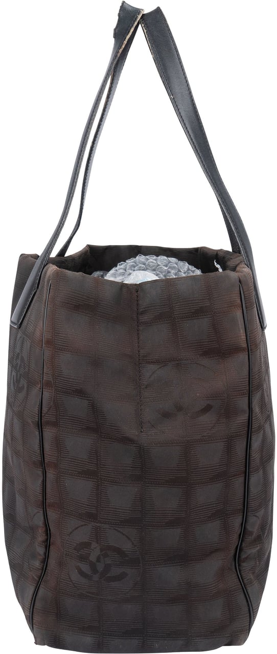 Chanel Chanel Travel Line Monogram Handbag Zwart