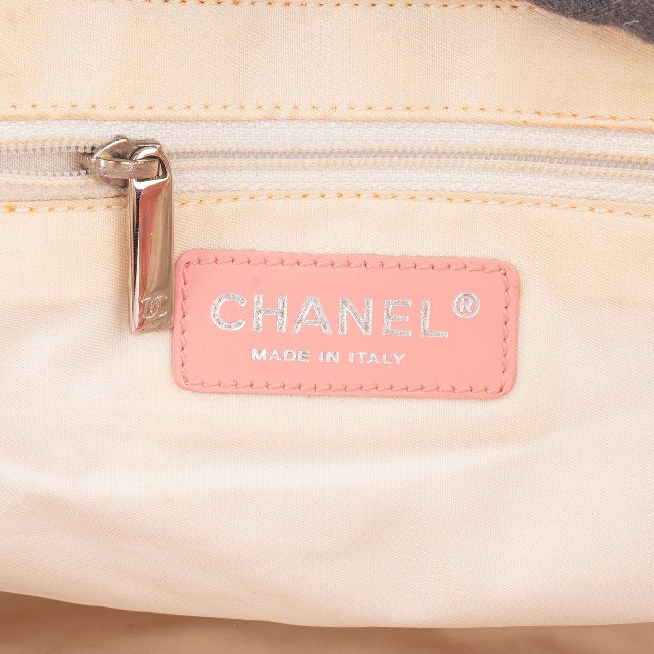 Chanel Chanel Travel Line Monogram Handbag Roze
