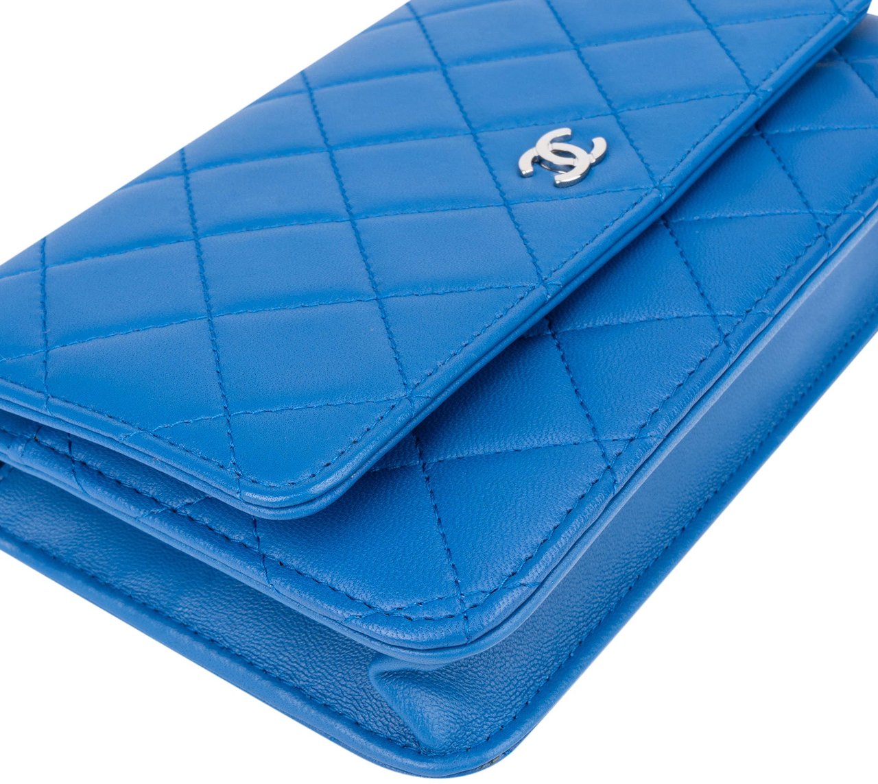 Chanel Chanel Quilted Lambskin Wallet On Chain Crossbody Bag Blauw