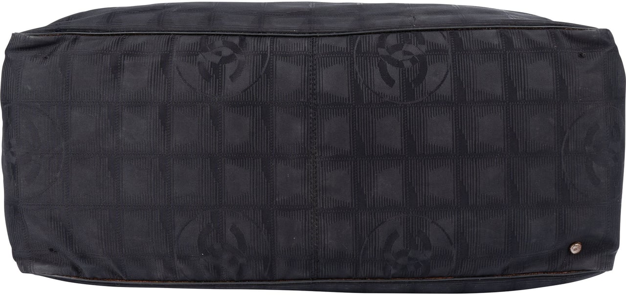 Chanel Chanel Travel Line Monogram Handbag Zwart