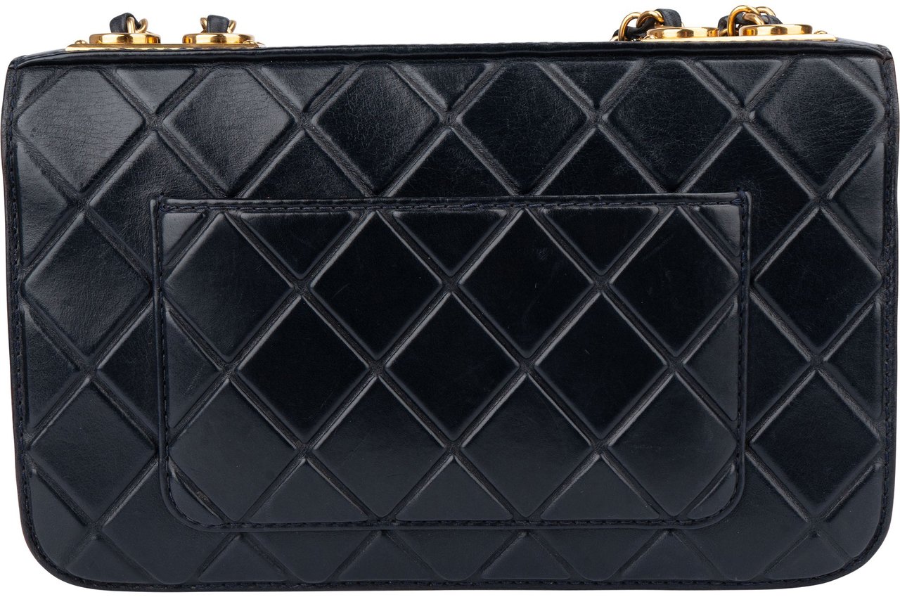 Chanel Chane Quilted Lambskin Single Flap Crossbody Bag Zwart