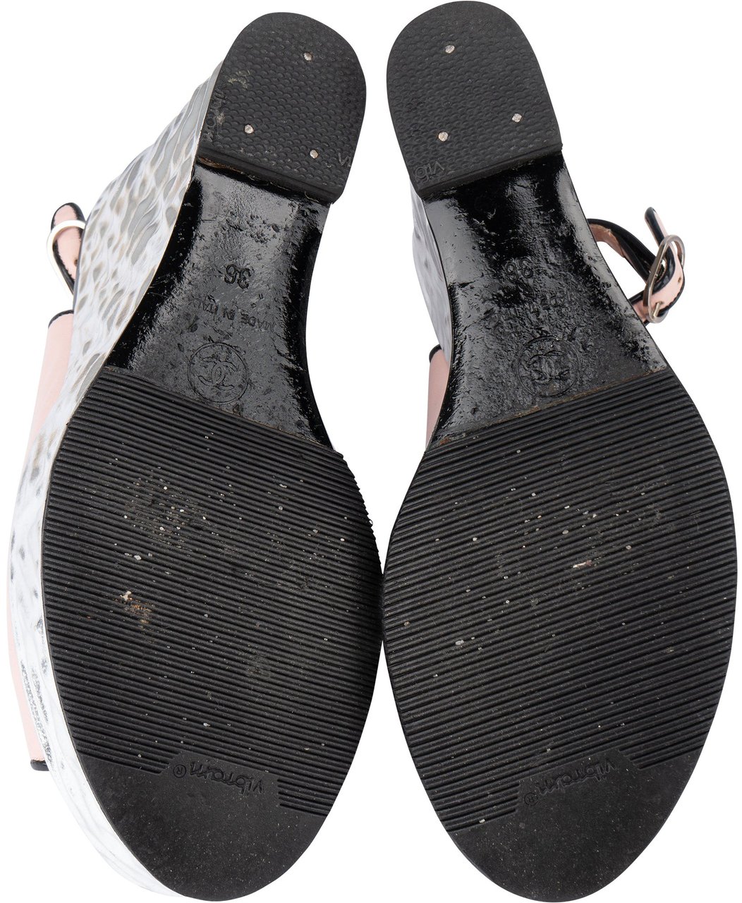 Chanel Chanel Pink Leather Wedge Sandals (36) Roze
