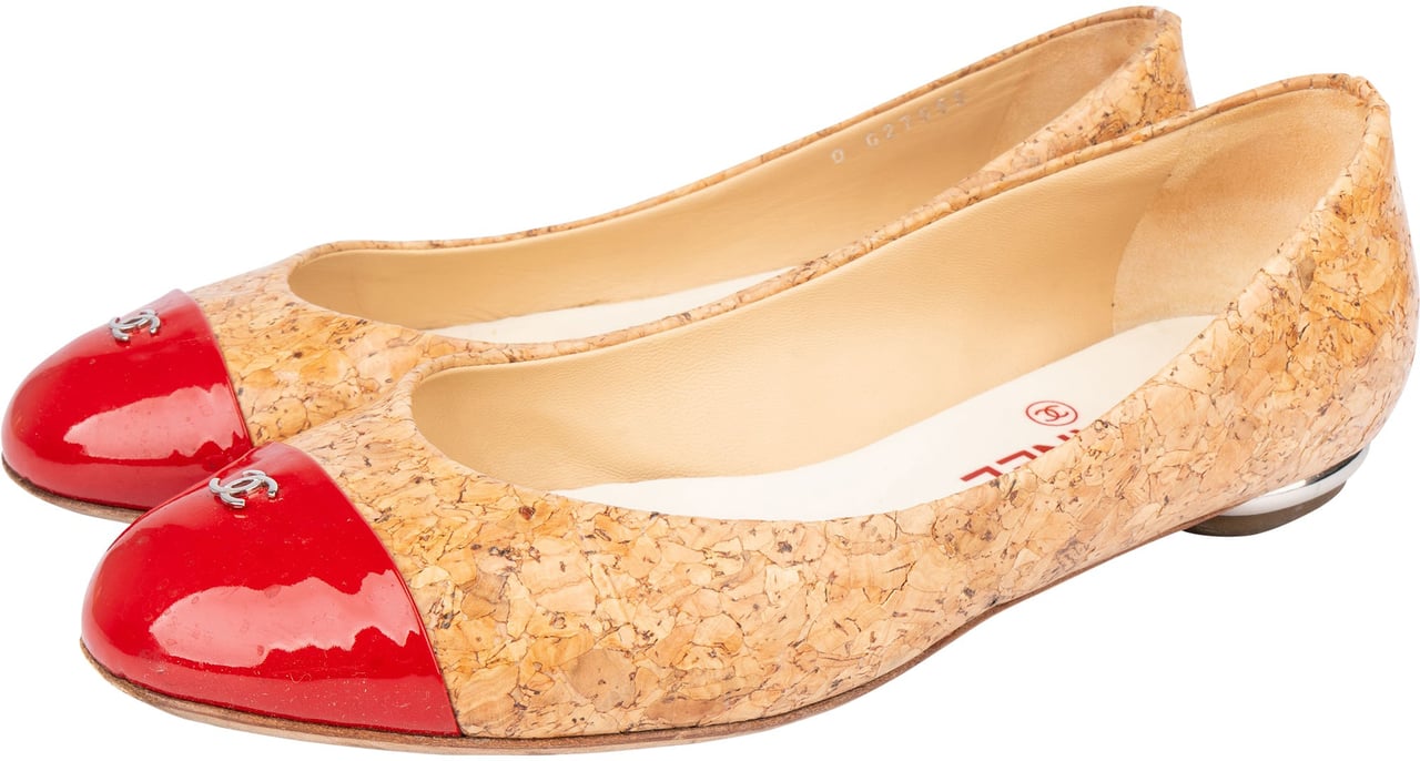 Chanel Chanel Red Patent Leather Cork Ballerinas (37.5) Divers