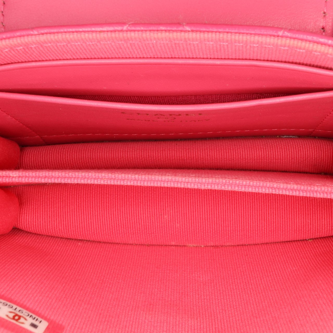 Chanel CC Quilted Lambskin Flap Clutch On Chain Roze