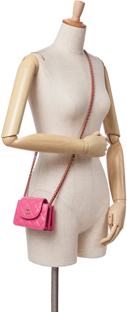 Chanel CC Quilted Lambskin Flap Clutch On Chain Roze
