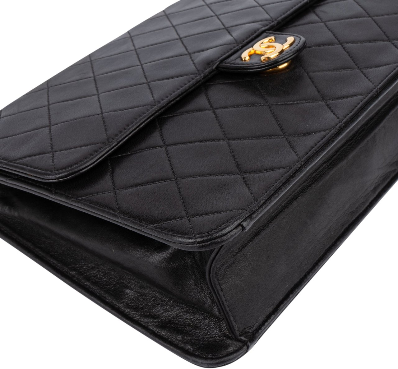Chanel Chanel Quilted Lambskin 24K Gold Single Flap Shoulder Bag Zwart