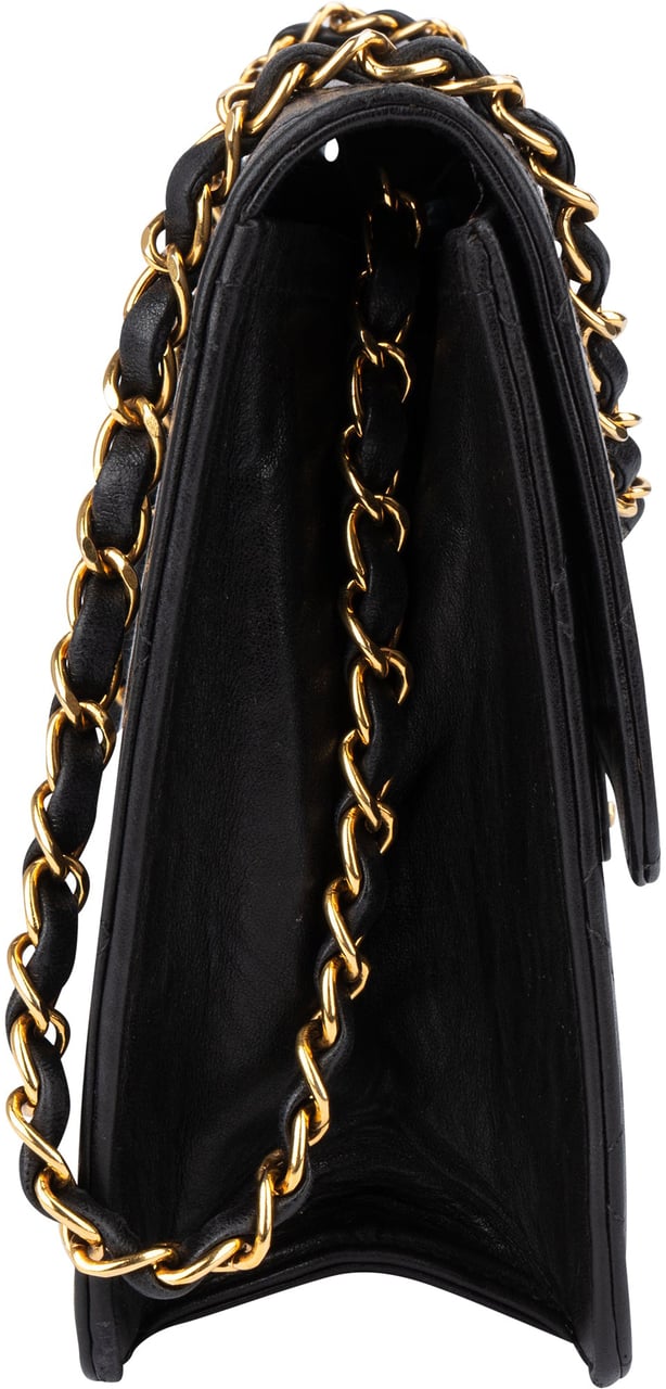 Chanel Chanel Quilted Lambskin 24K Gold Single Flap Shoulder Bag Zwart