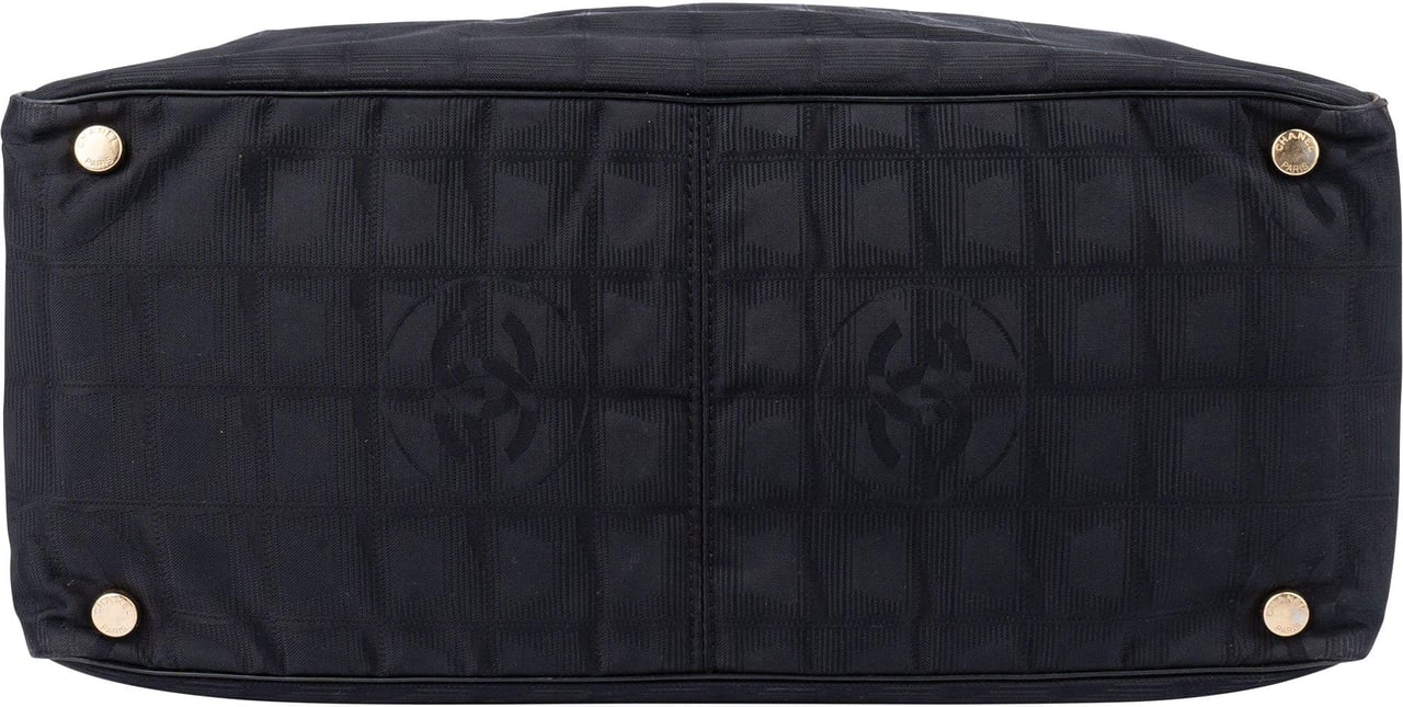 Chanel Chanel Travel Line Monogram Handbag Zwart