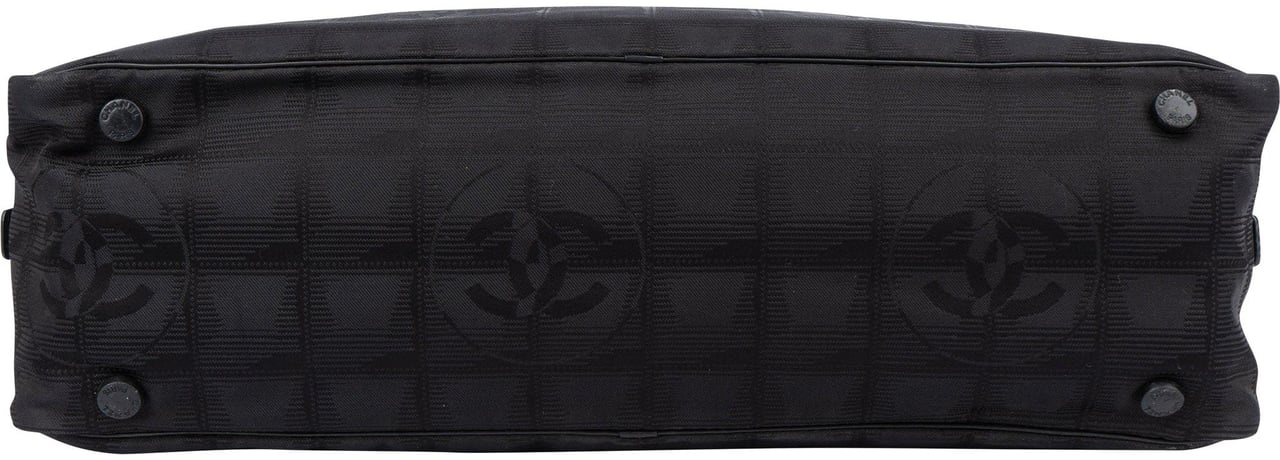 Chanel Chanel Travel Line Monogram Handbag Zwart