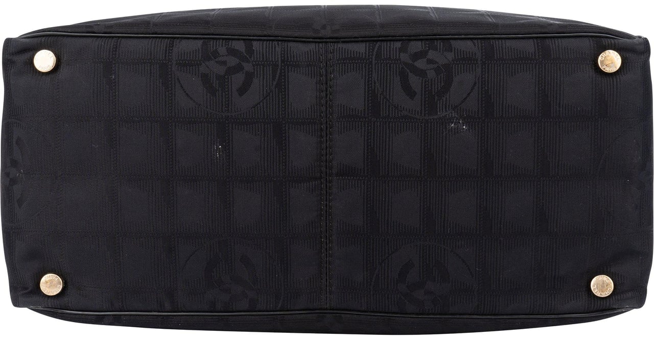 Chanel Chanel Travel Line Monogram Handbag Zwart