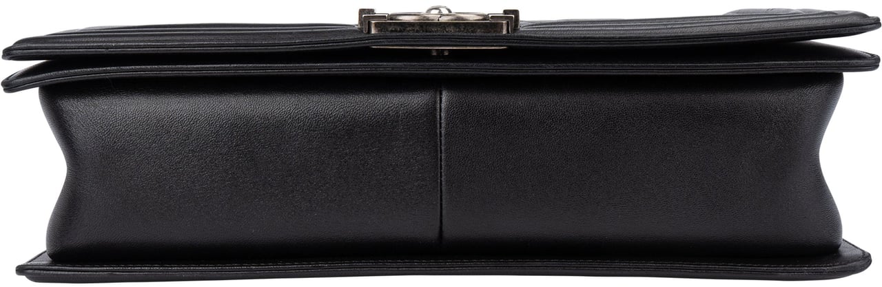 Chanel Chanel Quilted Lambskin Antique Boy Single Flap Crossbody Bag Zwart