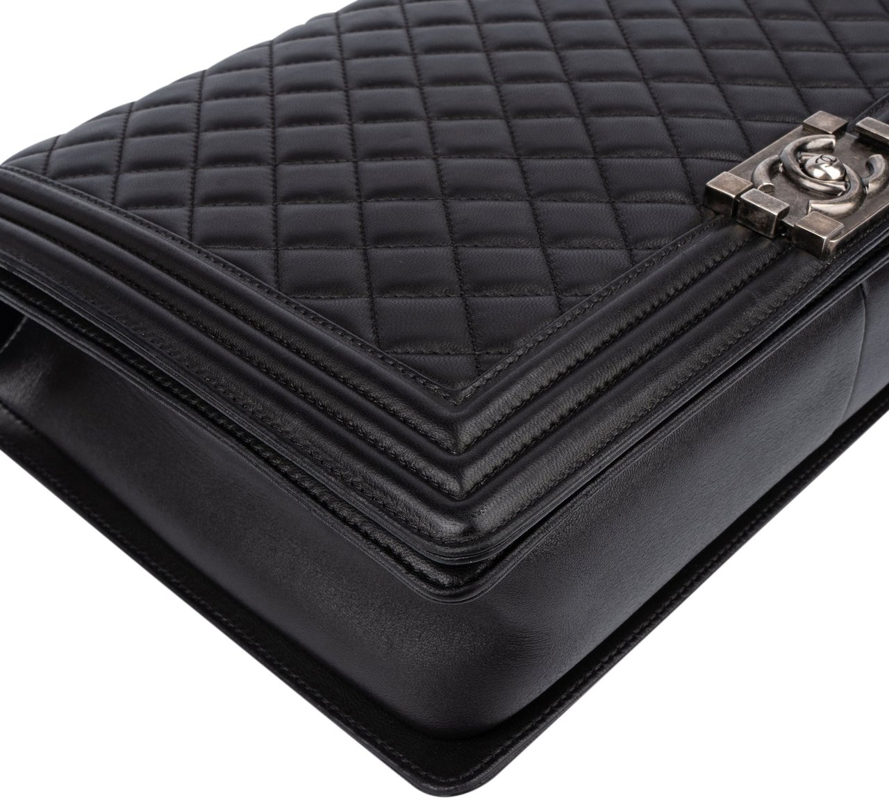Chanel Chanel Quilted Lambskin Antique Boy Single Flap Crossbody Bag Zwart