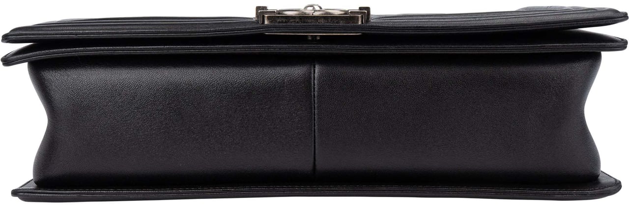 Chanel Quilted Lambskin Antique Boy Single Flap Crossbody Bag Zwart