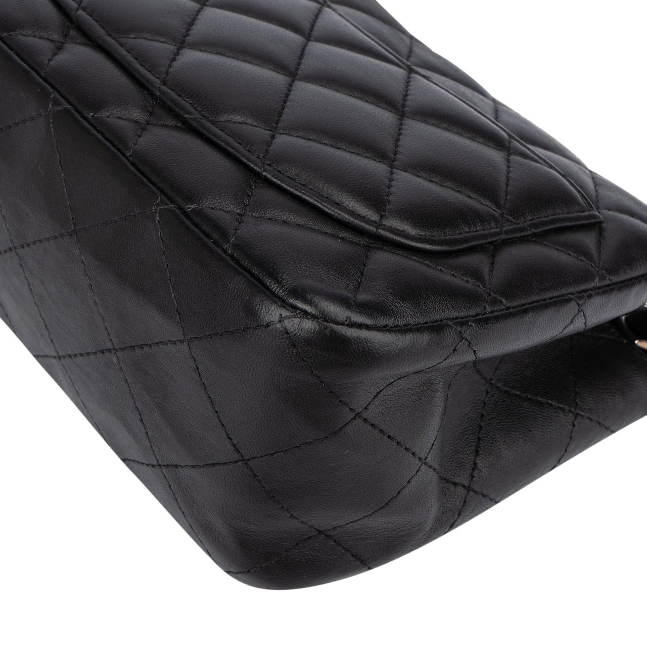Chanel Chanel Quilted Lambskin Palladium Single Flap Crossbody Bag Zwart