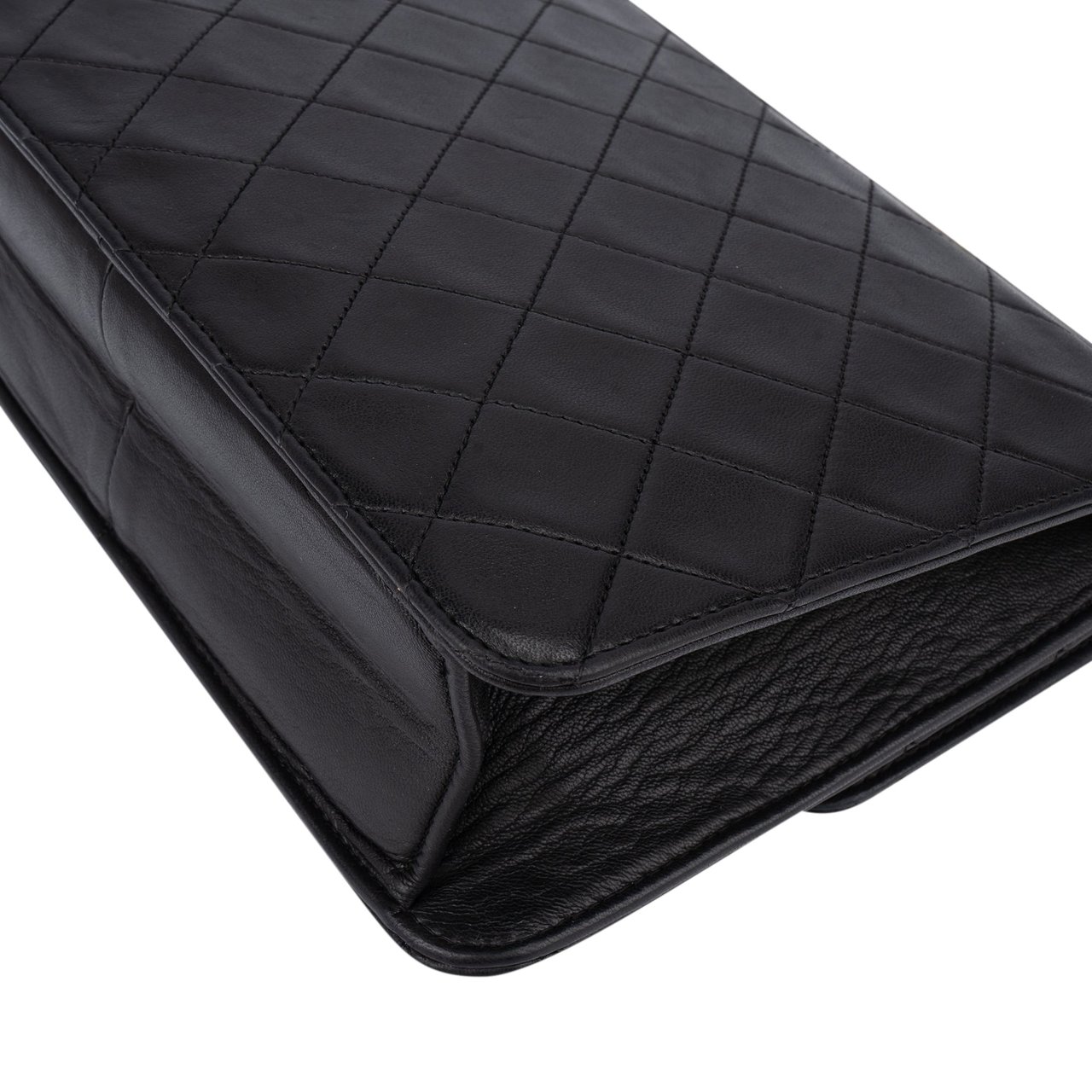 Chanel Chanel Quilted Lambskin 24K Gold Single Flap Crossbody Bag Zwart