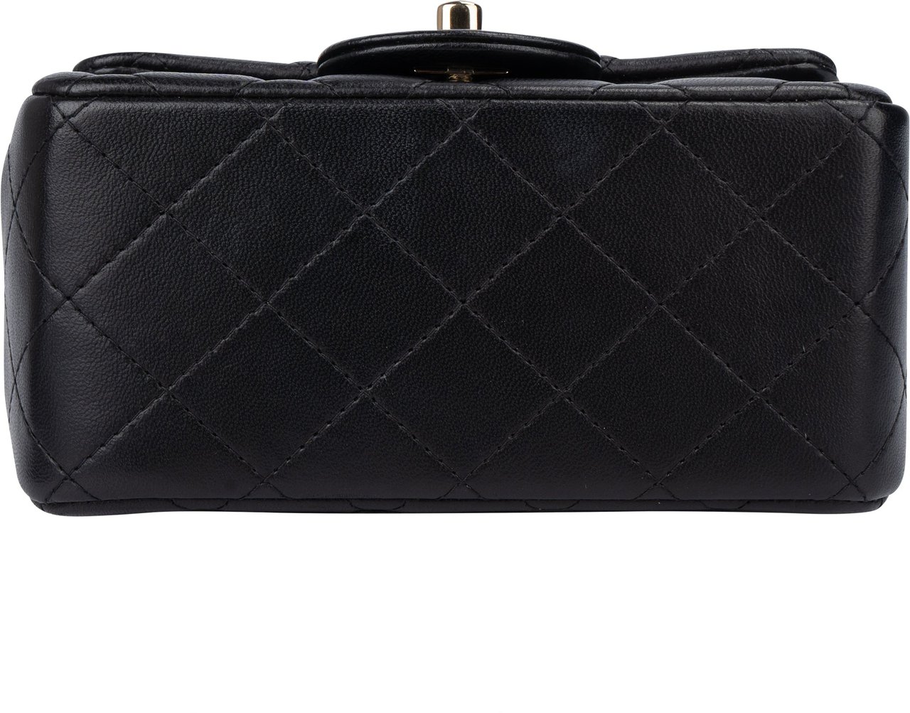 Chanel Chanel Quilted Lambskin Single Flap Crossbody Bag Zwart