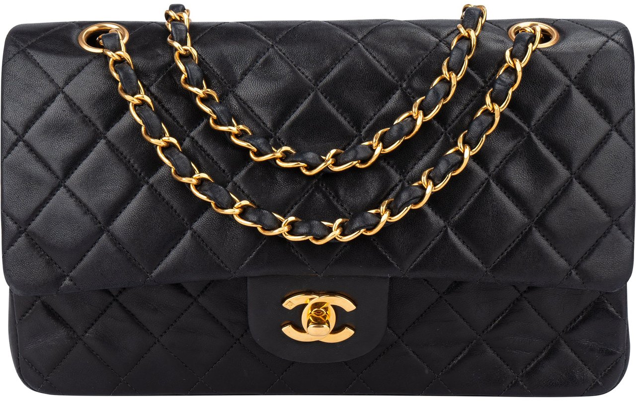 Chanel Chanel Quilted Lambskin 24K Gold Medium Double Flap Crossbody Bag Zwart