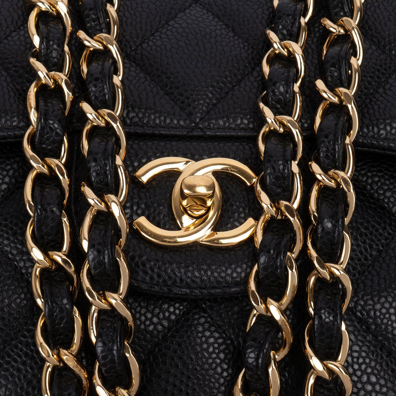 Chanel Chanel Quilted Caviar Jumbo Double Flap Crossbody Bag Zwart