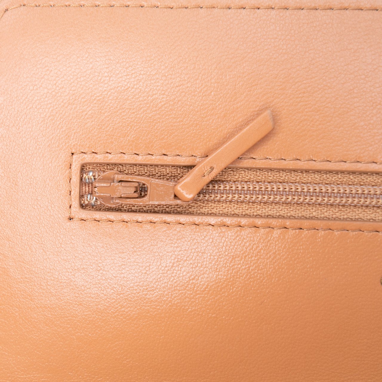 Chanel Quilted Lambskin 19 Wallet on Chain Bruin