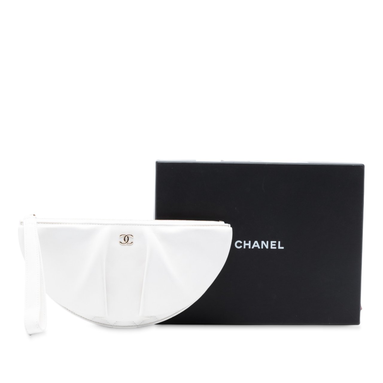 Chanel Lambskin Wave Clutch Wit