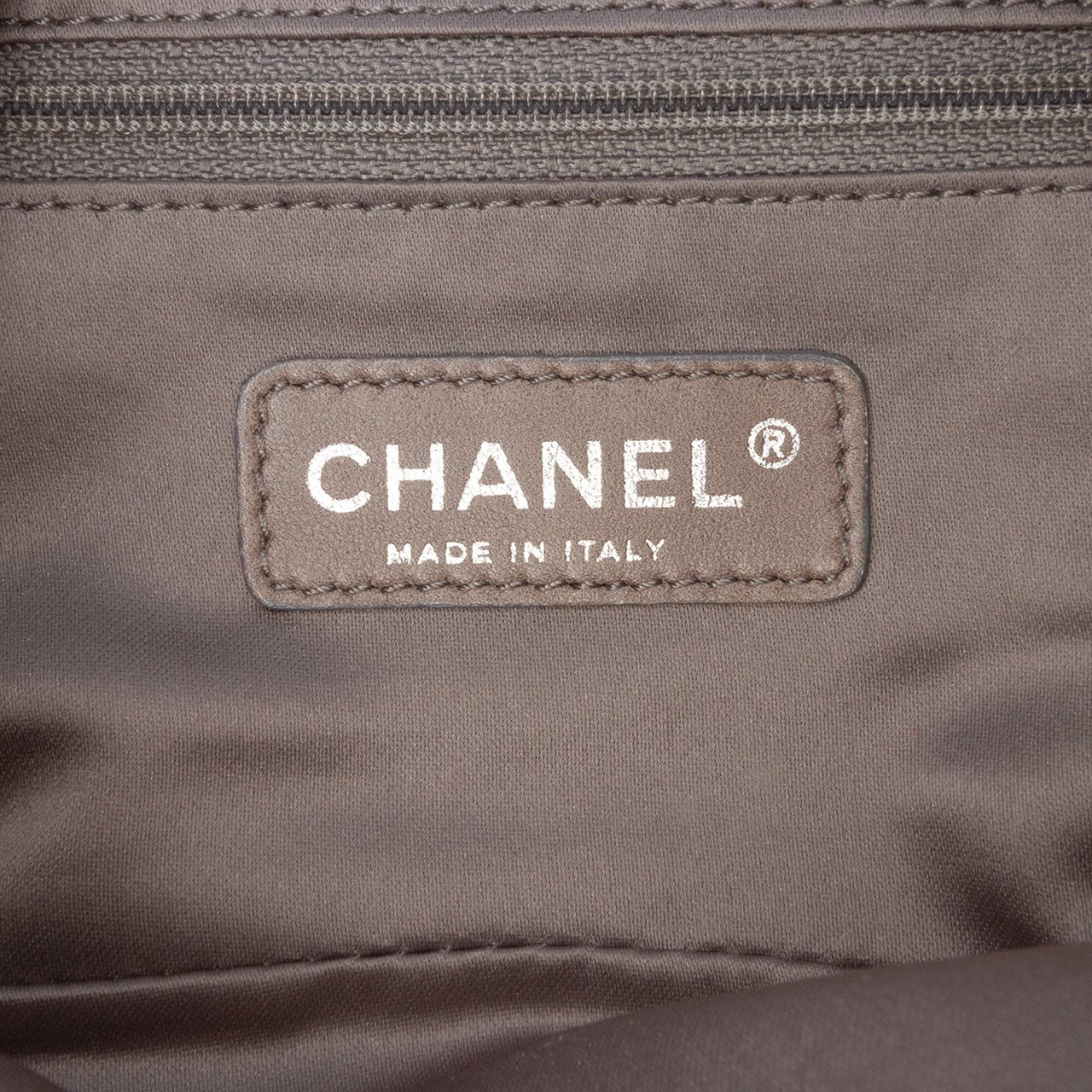 Chanel CC Satin Bow Clutch with Chain Blauw