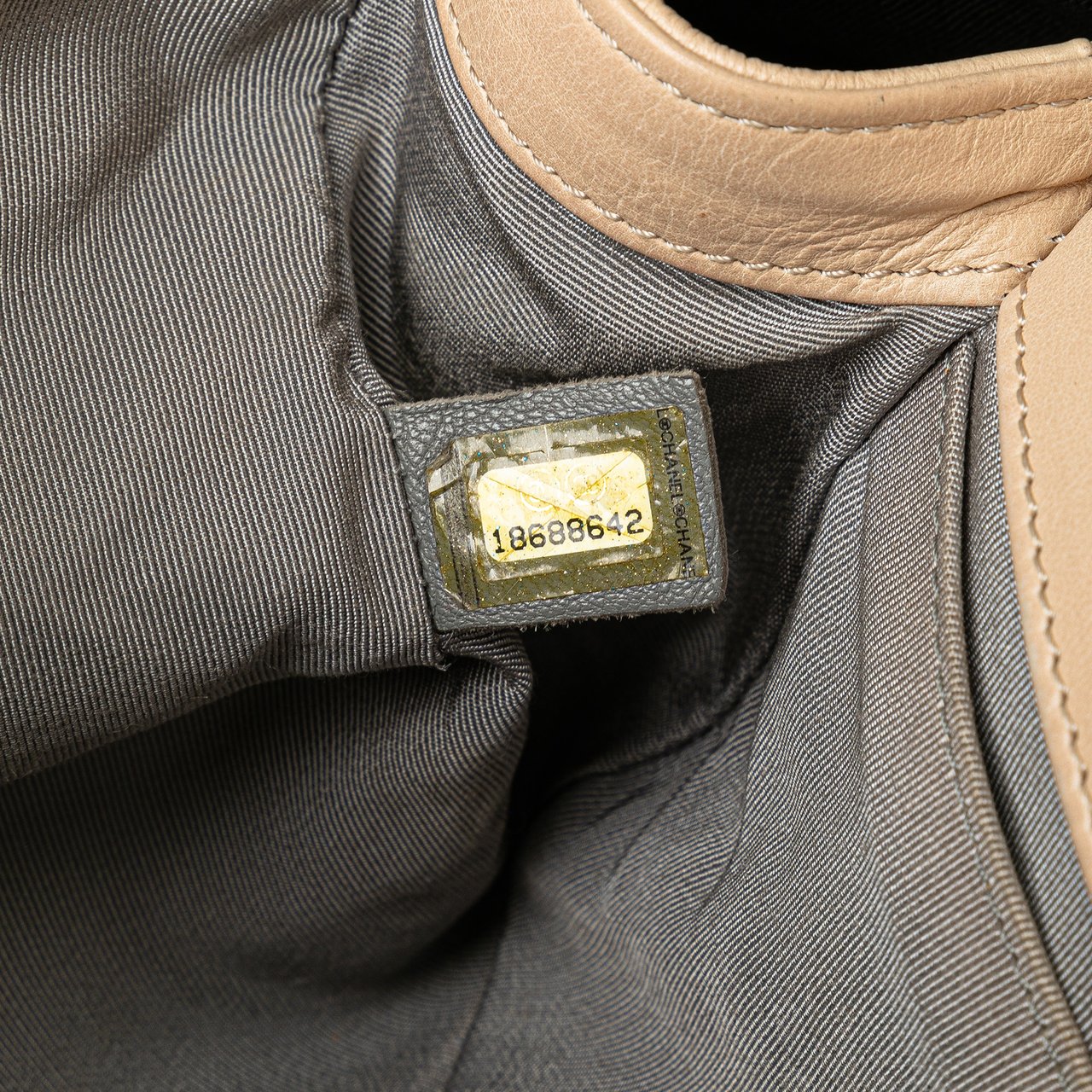 Chanel Old Medium Aged Calfskin Double Stitch Boy Flap Bruin