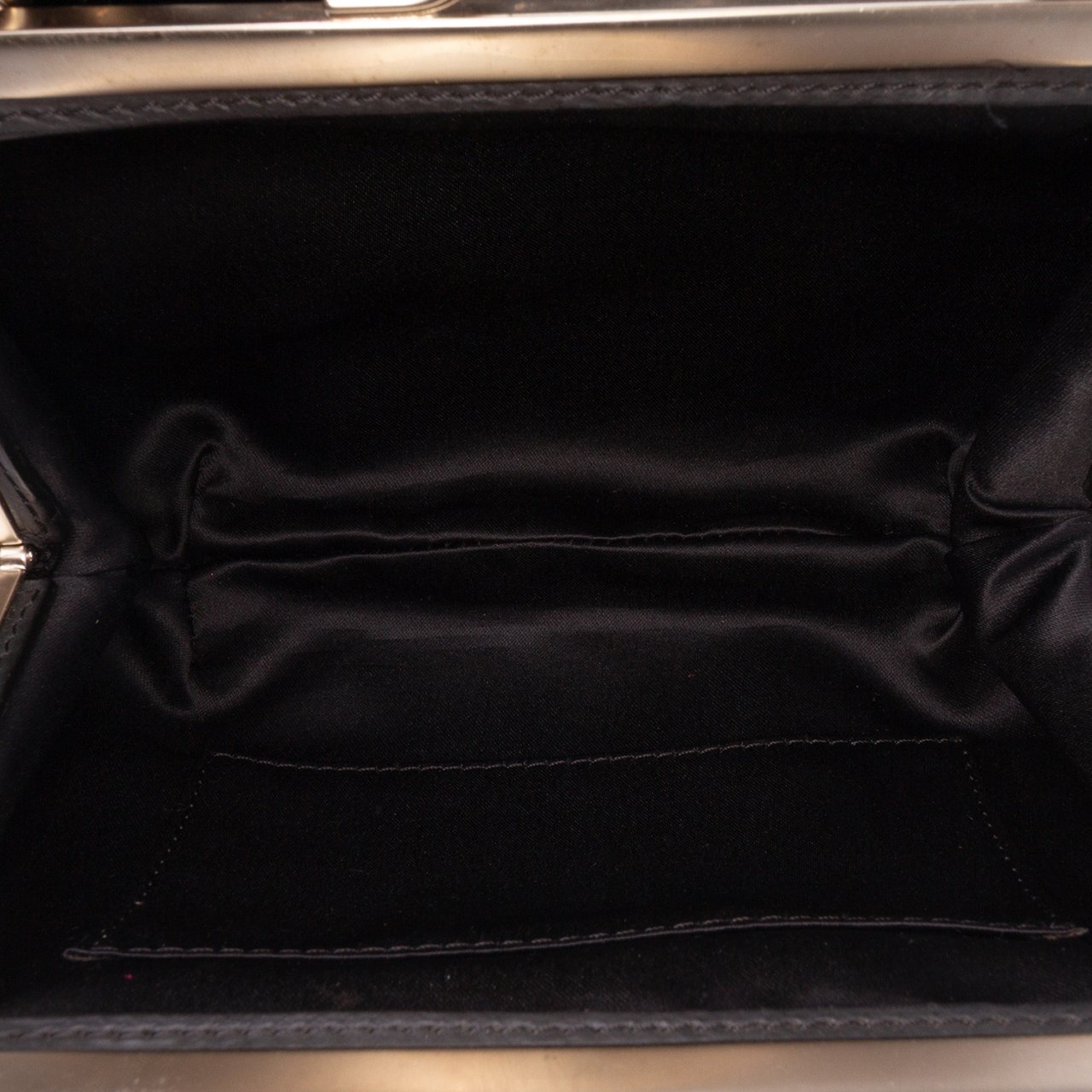 Chanel Mini Patent Lace Kiss Lock Flap Double Bag Zwart