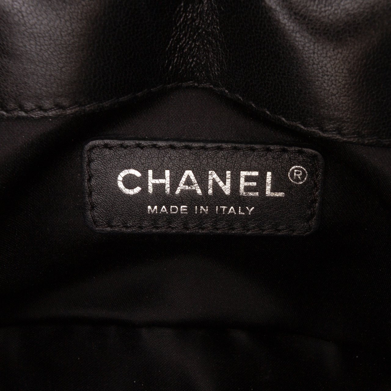 Chanel Mini Patent Lace Kiss Lock Flap Double Bag Zwart