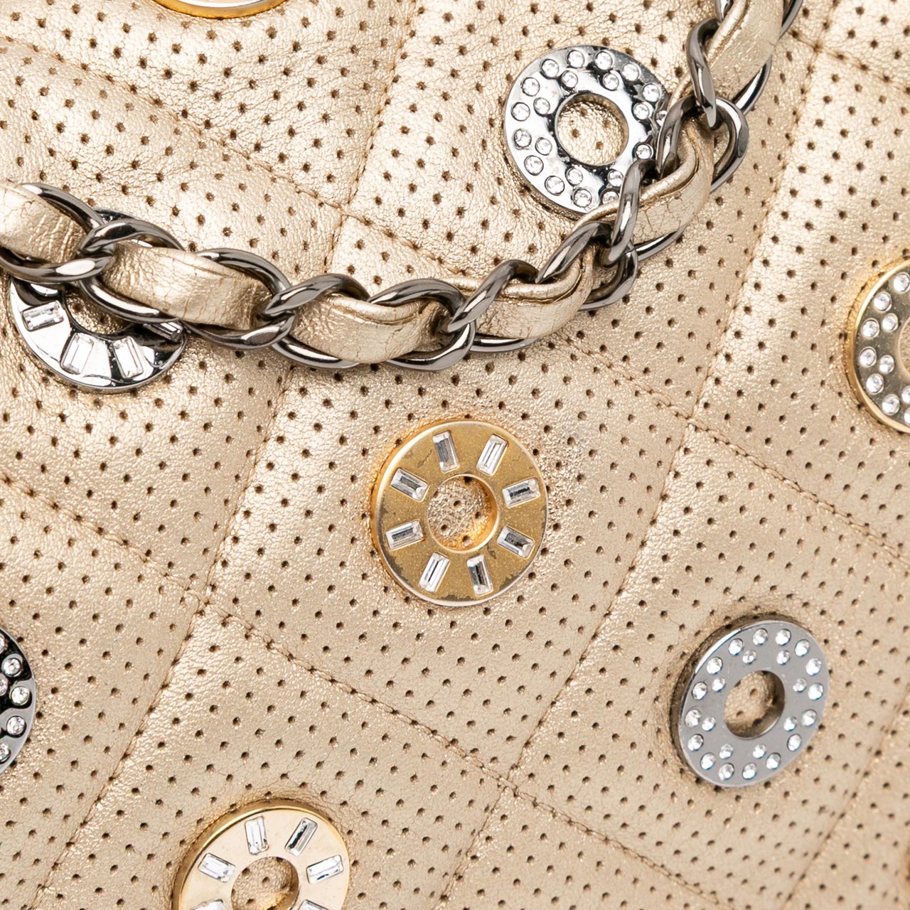 Chanel Paris-Dubai Small Perforated Metallic Lambskin Medals Flap Goud