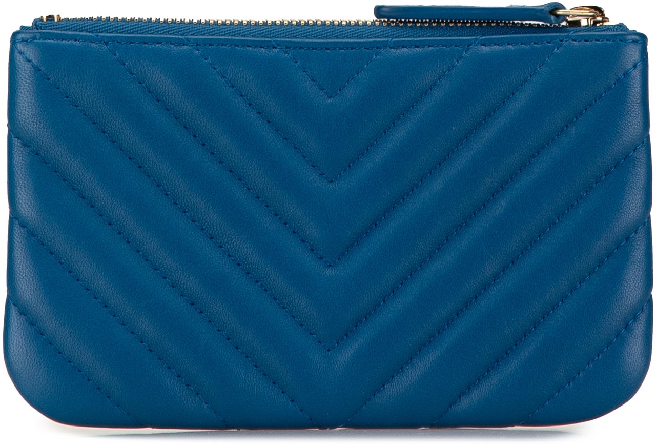 Chanel Chevron Lambskin O Case Pouch Blauw