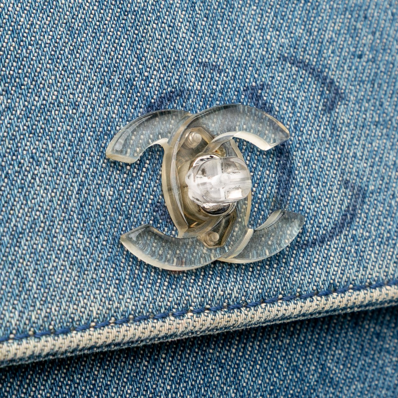Chanel CC Printed Denim Single Flap Blauw