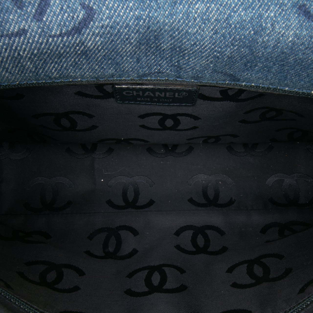 Chanel CC Printed Denim Single Flap Blauw