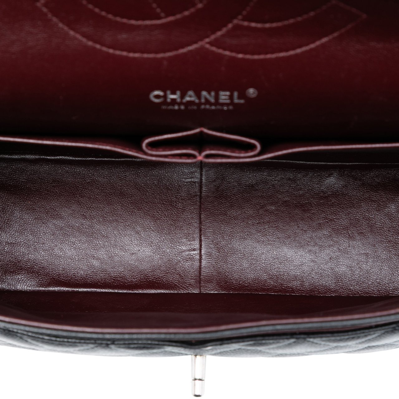 Chanel Jumbo Classic Caviar Double Flap Zwart